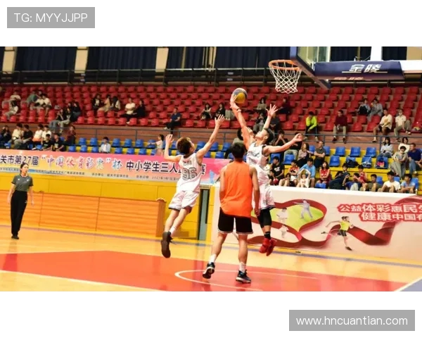 北控队与新疆体彩队激战正酣谁将赢得这场篮球巅峰对决