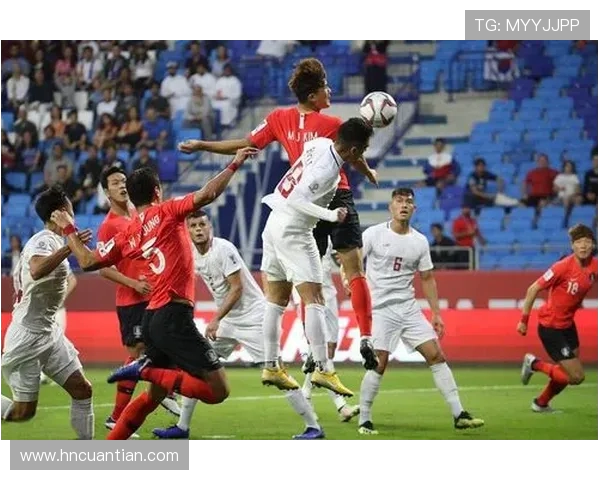 国家队足球迎战菲律宾队全力争胜展现实力与团结精神