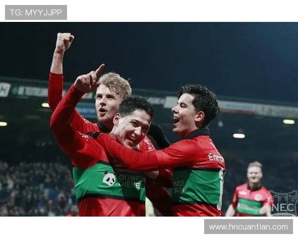 奈梅亨与阿青年激战正酣谁能在这场对决中脱颖而出