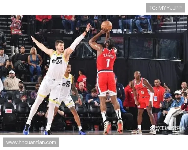 篮网与公牛激战三加时赛场上演惊心动魄的篮球对决