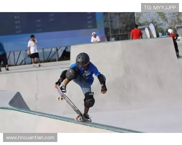 西安滑板队在极限运动嘉年华中以99分稳居积分榜首位 西安滑板队在极限运动嘉年华中以99分稳居积分榜首位